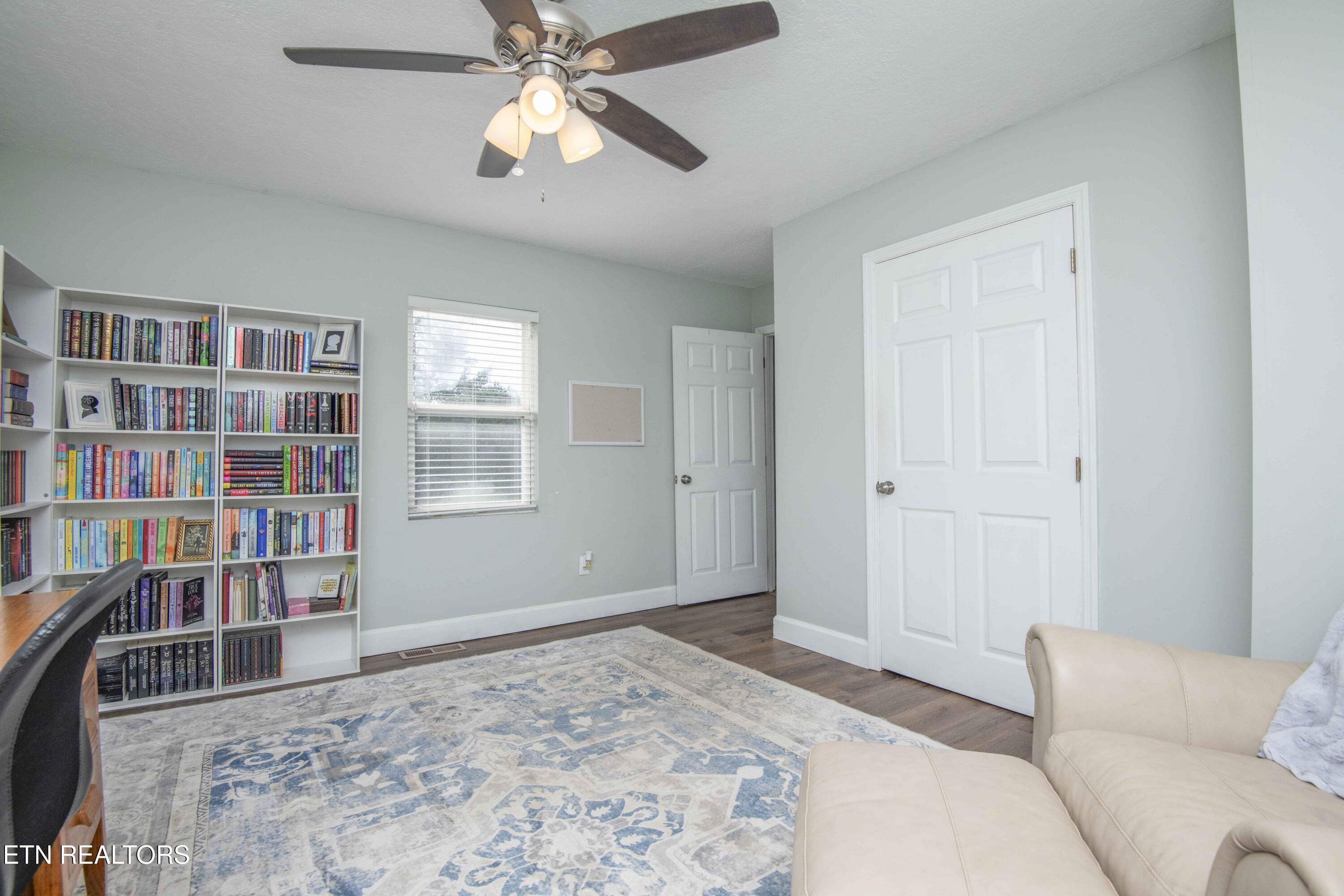 401 Vonore Road Loudon, TN 37774 - Photo 32 of 47 third bed 1_1