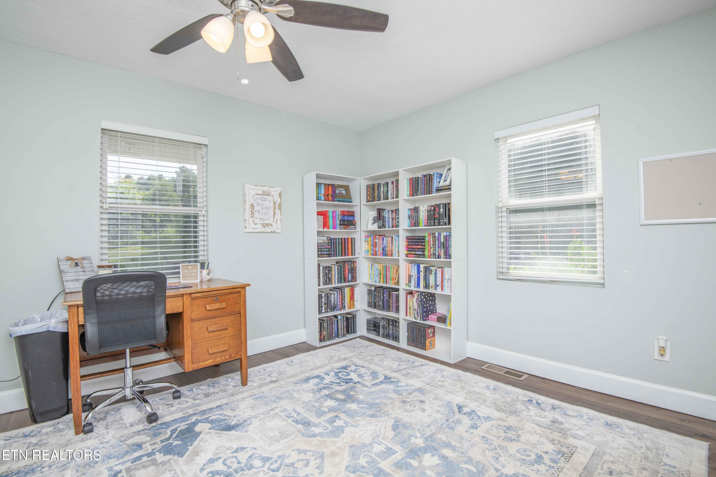 401 Vonore Road Loudon, TN 37774 - Photo 34 of 47 third bed_1
