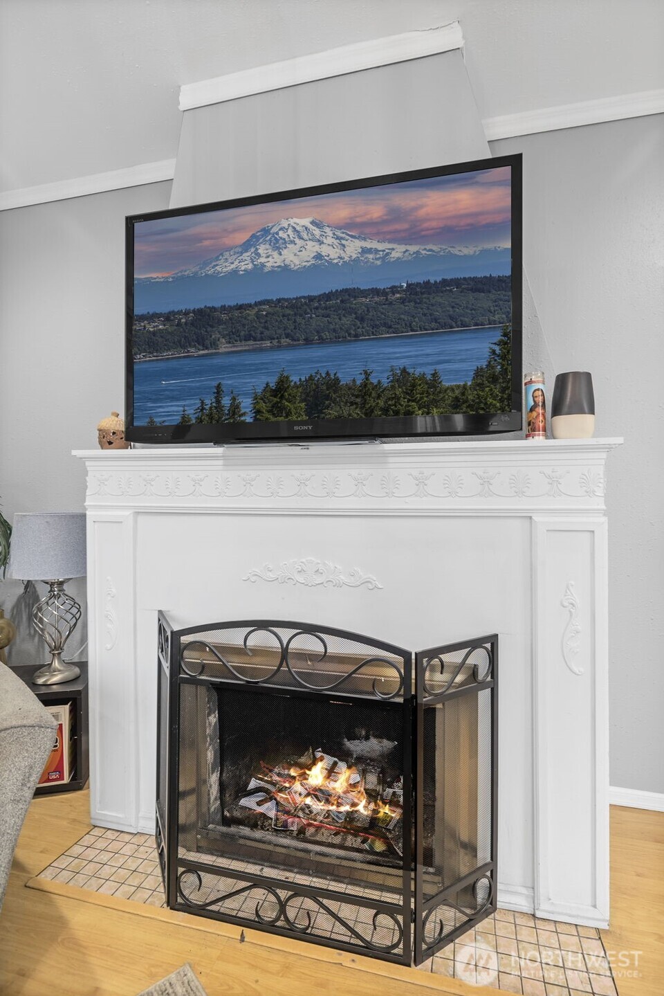 934 North 100th Street Seattle, WA 98133 - Photo 3 of 20