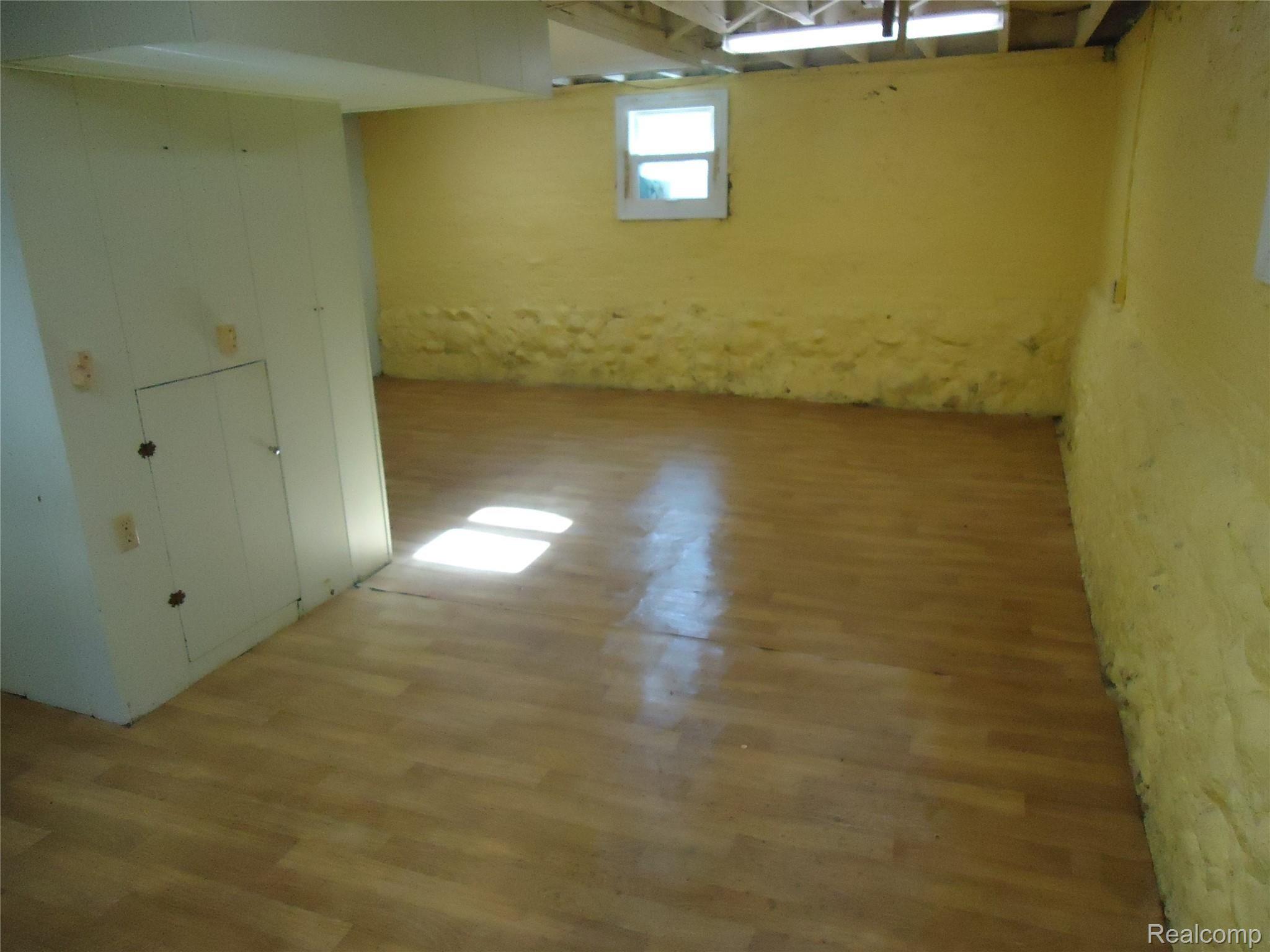 1910 6th Street Bay City, MI 48708 - Photo 57 of 66 DSC07639.JPG