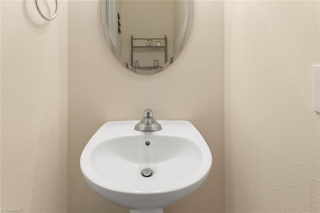 1347 Sharp Ridge Road Greensboro, NC 27406 - Photo 6 of 17 Downstairs powder room.