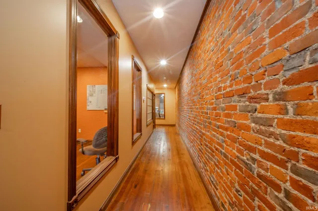 $325,000 | 28 North Washington Street, Knightstown, IN 46148