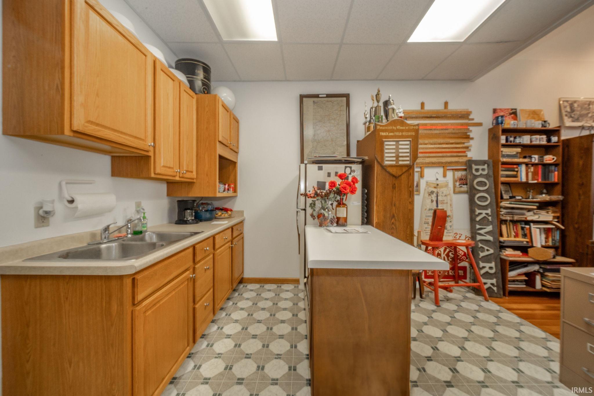 28 North Washington Street Knightstown, IN 46148 - Photo 6 of 30