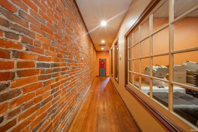 $325,000 | 28 North Washington Street, Knightstown, IN 46148