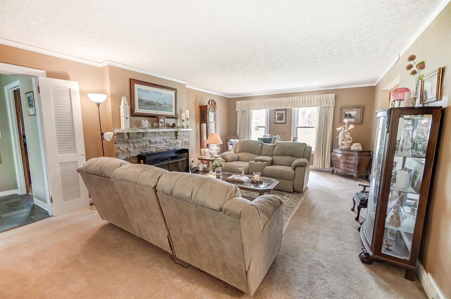 6775 Hamilton Middletown Road Middletown, OH 45044 - Photo 5 of 50 Gallery Image 5
