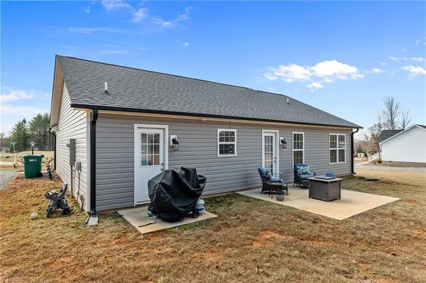 $311,900 | 237 Kenlon Court, Madison, NC 27025