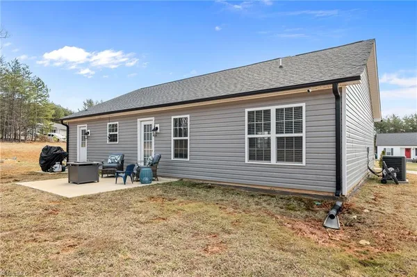 $311,900 | 237 Kenlon Court, Madison, NC 27025
