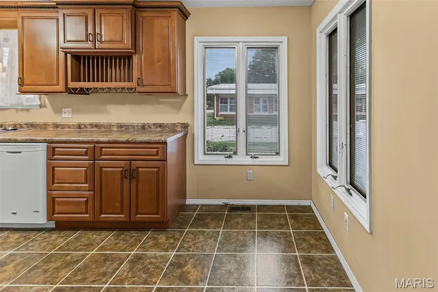 $157,000 | 505 West Spruce Street, Jerseyville, IL 62052