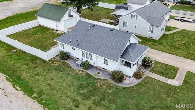 $157,000 | 505 West Spruce Street, Jerseyville, IL 62052