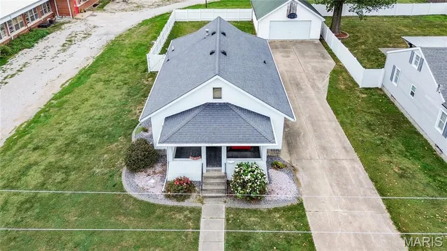 $157,000 | 505 West Spruce Street, Jerseyville, IL 62052