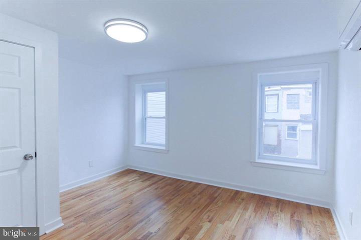 1750 Waterloo Street Philadelphia, PA 19122 - Photo 12 of 16