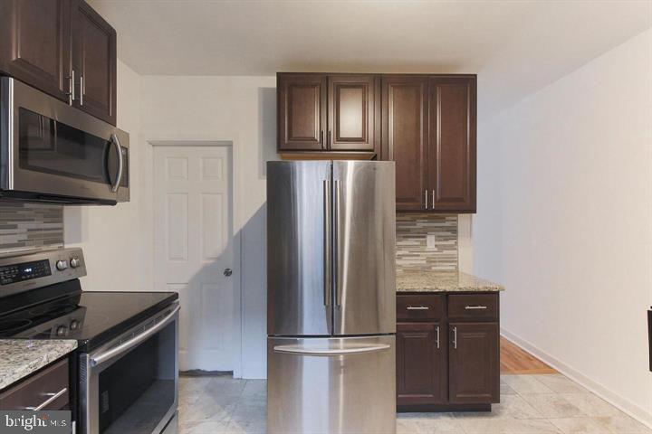 1750 Waterloo Street Philadelphia, PA 19122 - Photo 3 of 16