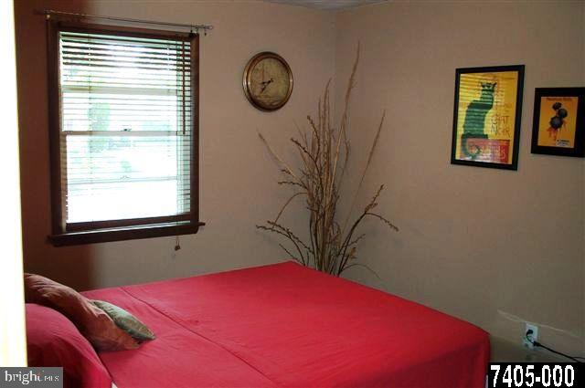 596 Spring Avenue Hanover, PA 17331 - Photo 8 of 9 Gallery Image 8