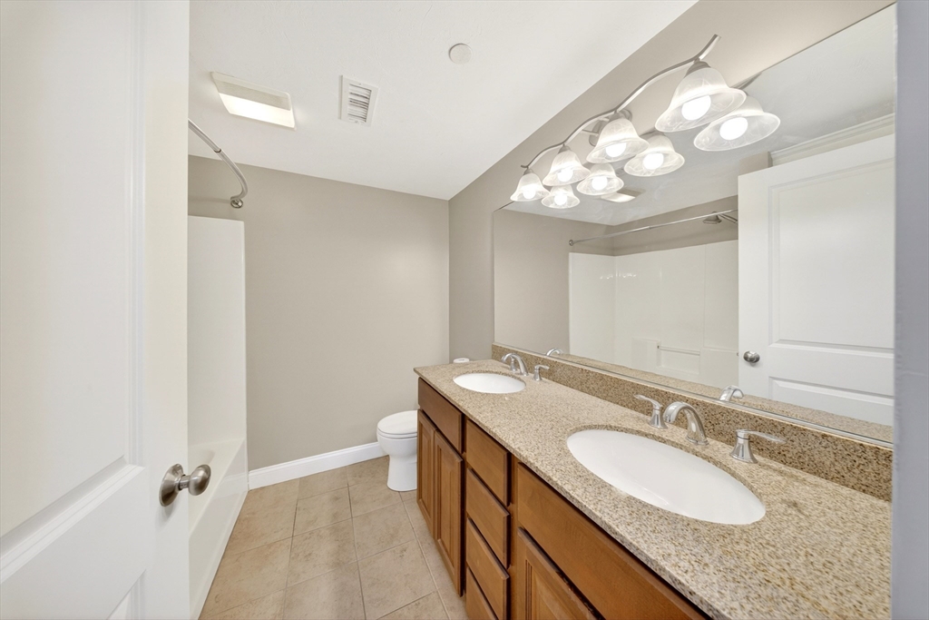 271 Draper Street, Unit 4 Fall River, MA 02724 - Photo 17 of 28