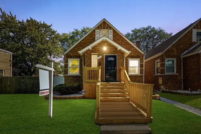 $229,900 | 14213 South Dearborn Street, Riverdale, IL 60827