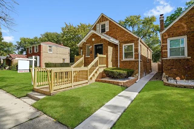 $229,900 | 14213 South Dearborn Street, Riverdale, IL 60827