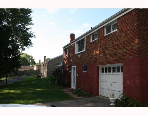 178 Drake Road Bethel Park, PA 15102 - Photo 13 of 14 Exterior Back.