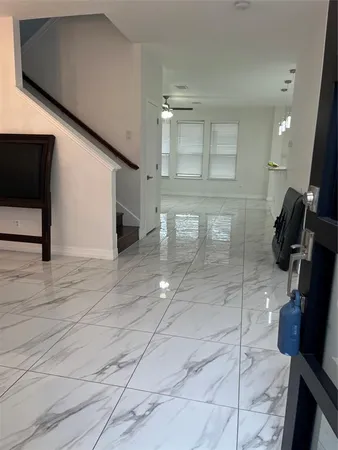 $2,700 | 7504 Marsland Lane, Arlington, TX 76001