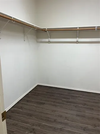 $2,700 | 7504 Marsland Lane, Arlington, TX 76001