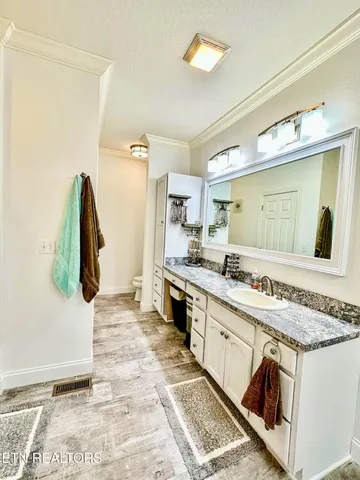 $519,900 | 400 Levi Court, New Tazewell, TN 37825