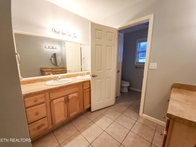 $519,900 | 400 Levi Court, New Tazewell, TN 37825