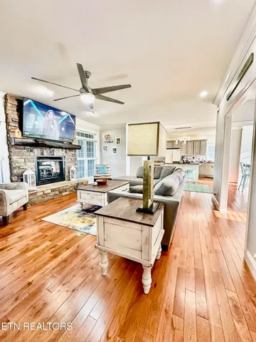 $519,900 | 400 Levi Court, New Tazewell, TN 37825