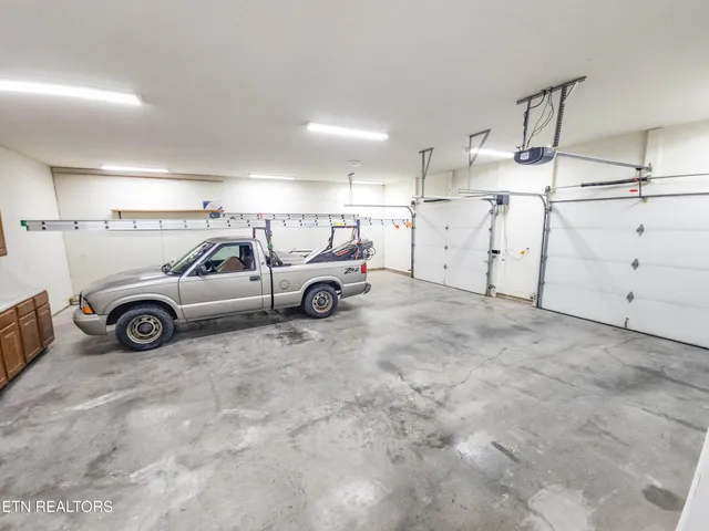 $519,900 | 400 Levi Court, New Tazewell, TN 37825