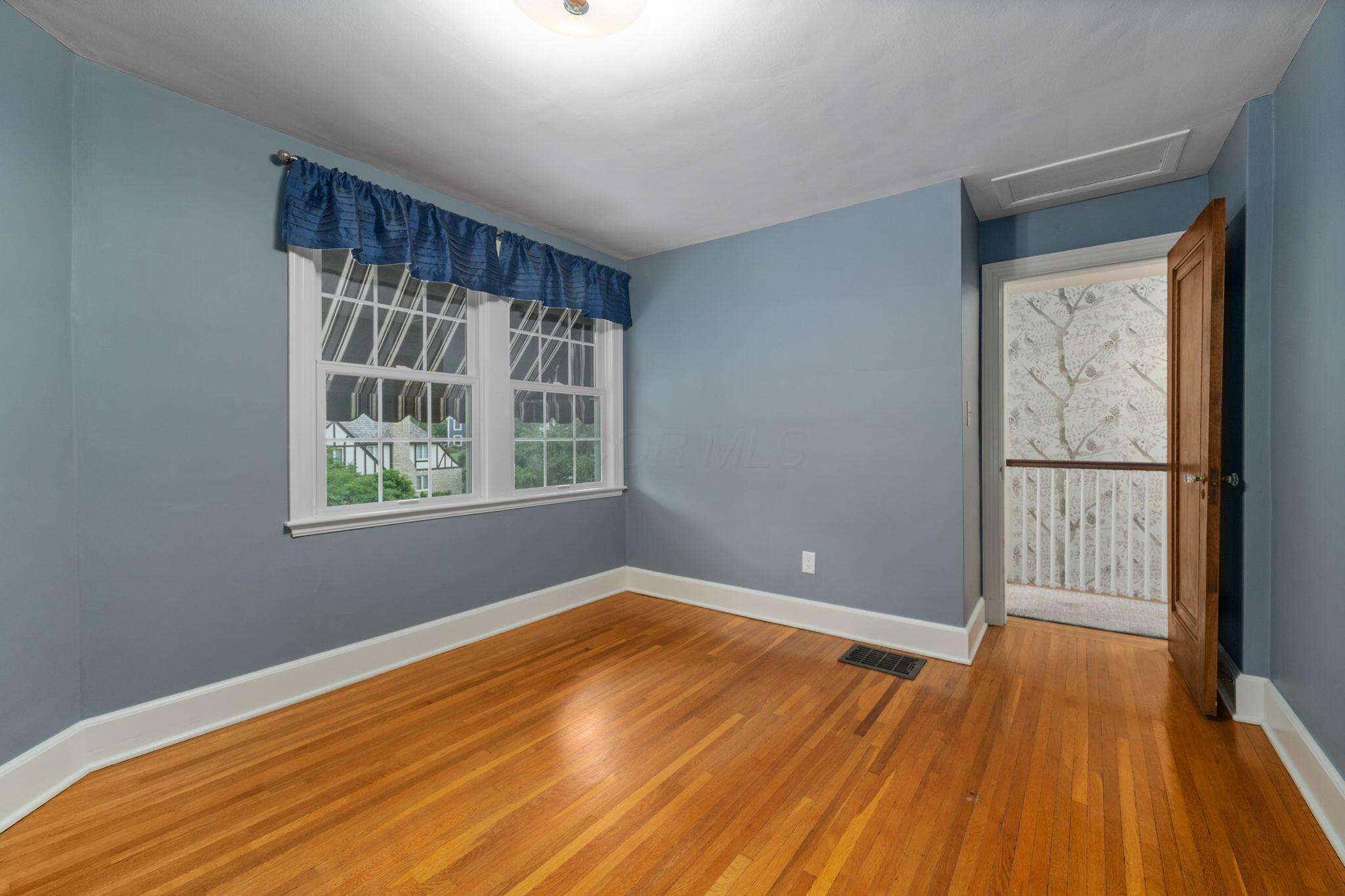 137 East Torrence Road Columbus, OH 43214 - Photo 43 of 68 46-web-or-mls-DSC02370