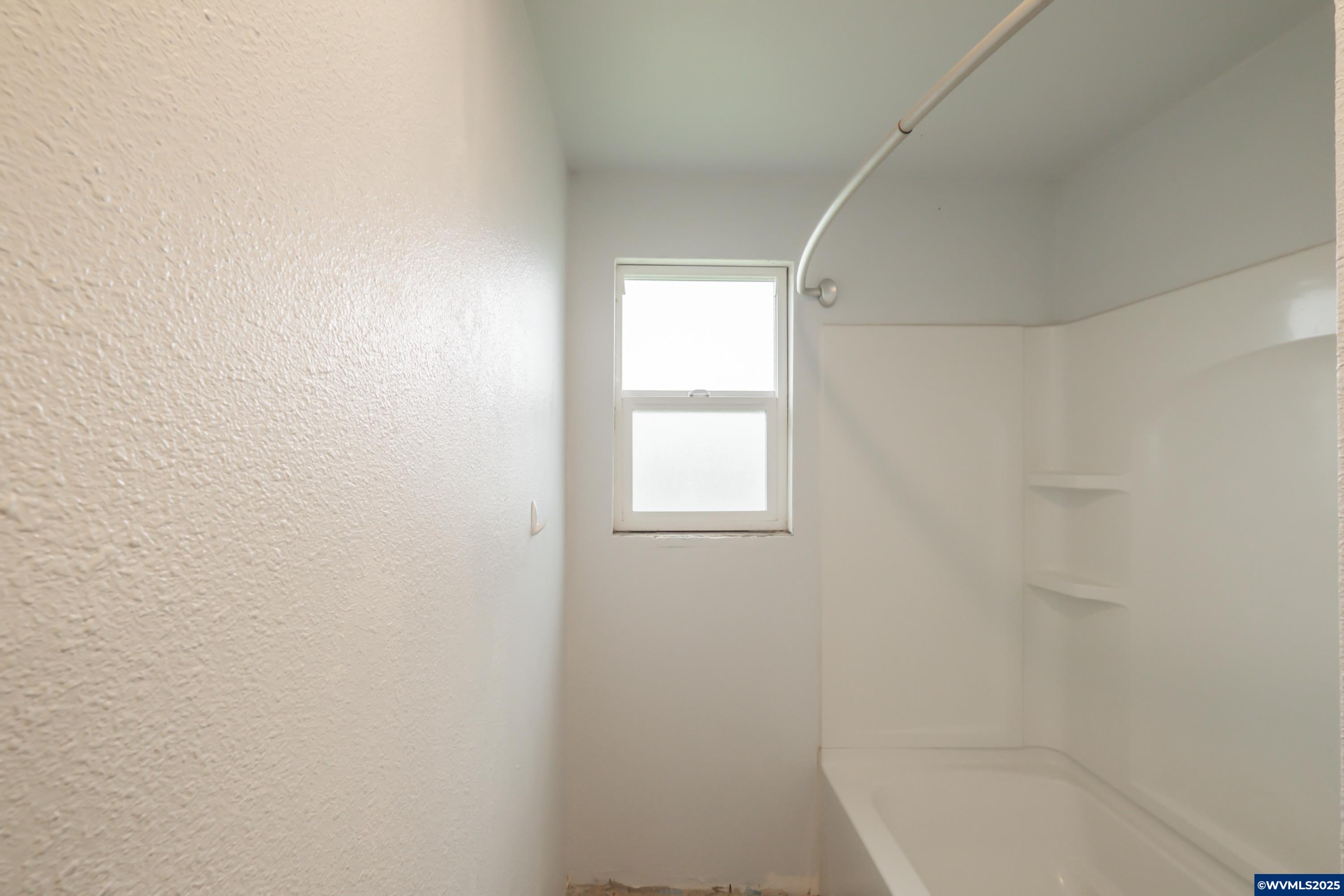 725 Union Street Jefferson, OR 97352 - Photo 41 of 46 Gallery Image 41