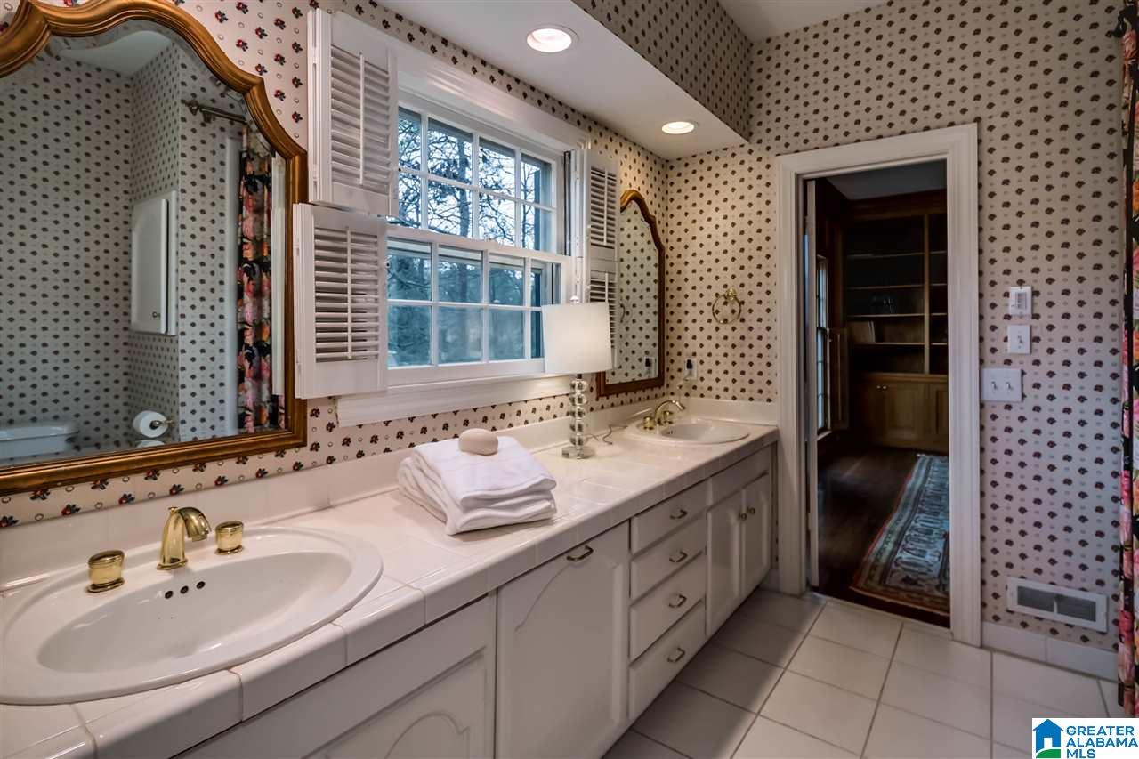 3315 Brookwood Road Birmingham, AL 35223 - Photo 39 of 50