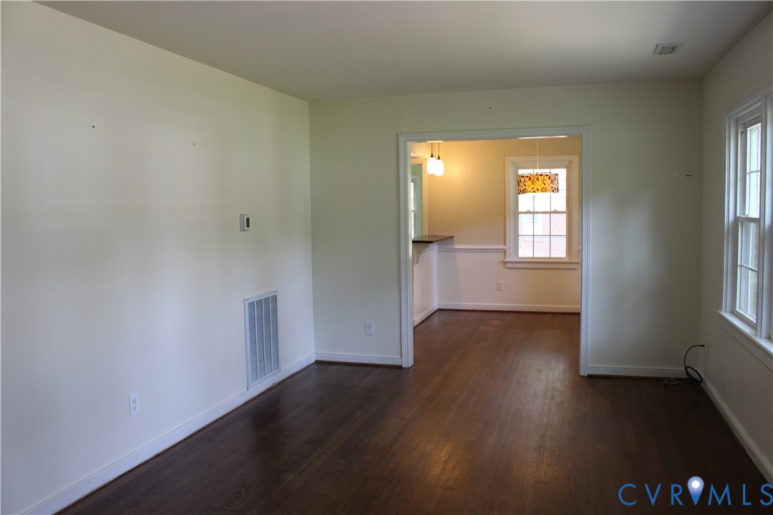 10035 Wycliff Road Chesterfield, VA 23236 - Photo 8 of 12 Gallery Image 8