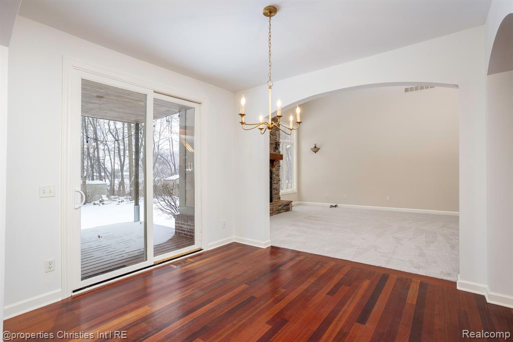 1101 Pine Ridge Road Milford, MI 48380 - Photo 16 of 54