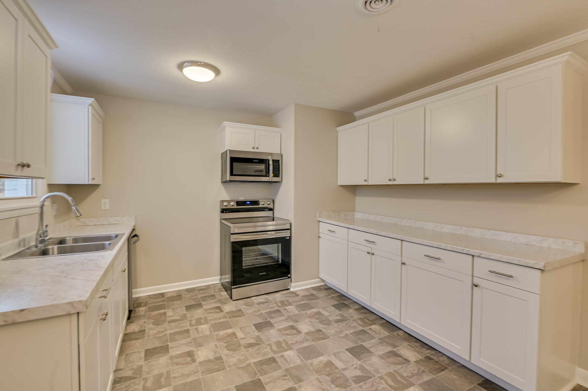 2409 Boykin Road Hephzibah, GA 30815 - Photo 11 of 32 111 (13)