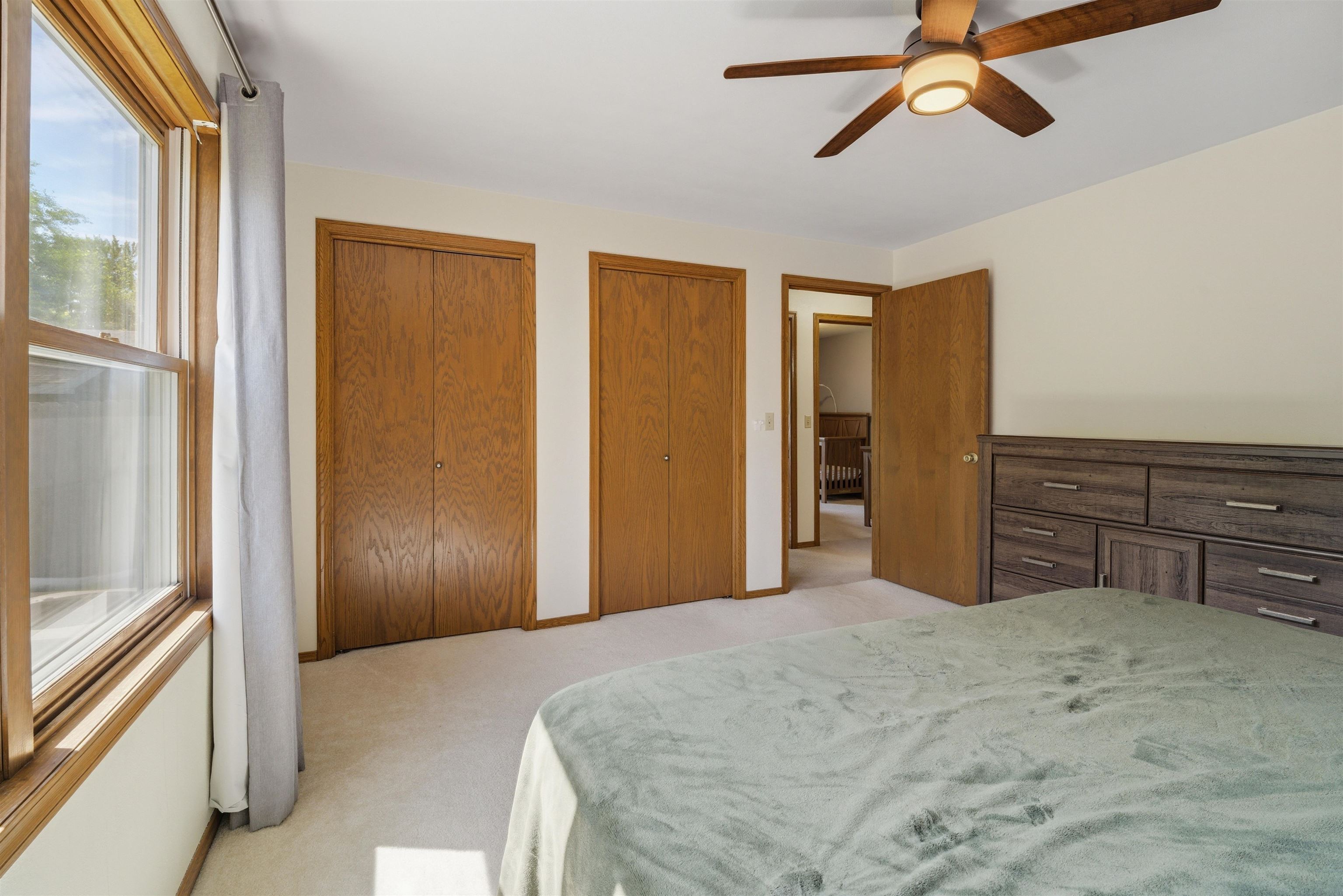 1917 East Glendale Avenue Appleton, WI 54911 - Photo 15 of 27