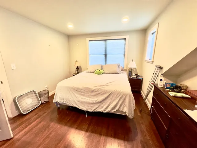 $4,000 | 8 Fox Point Road, Boston, MA 02125