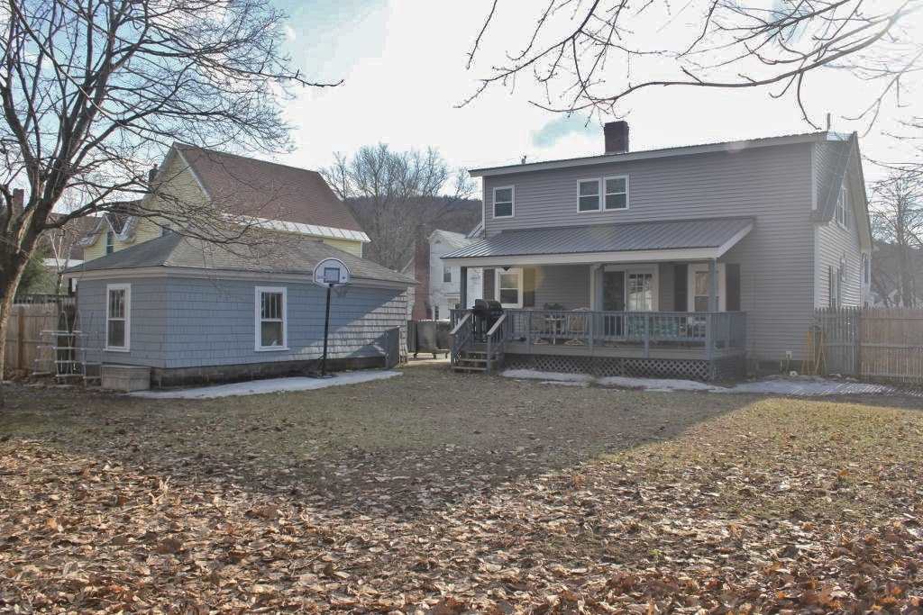 21 Myrtle Street Springfield, VT 05156 - Photo 5 of 21