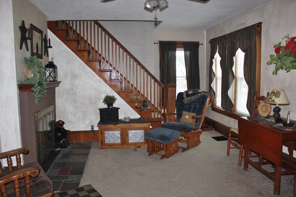 21 Myrtle Street Springfield, VT 05156 - Photo 7 of 21