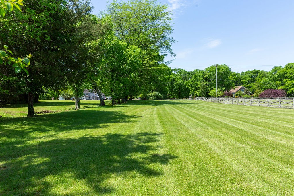 1537 Neelys Bend Road Madison, TN 37115 - Photo 35 of 43 Gallery Image 35