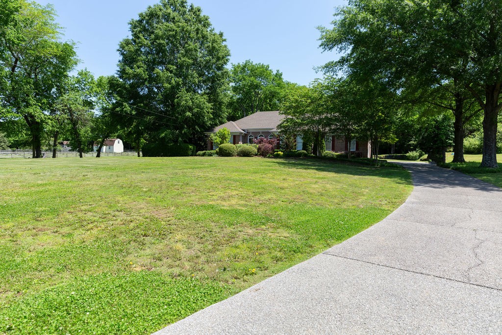 1537 Neelys Bend Road Madison, TN 37115 - Photo 38 of 43 Gallery Image 38