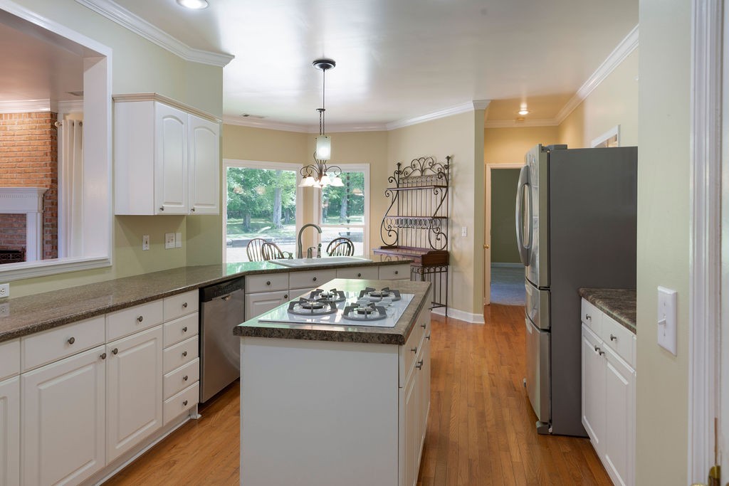1537 Neelys Bend Road Madison, TN 37115 - Photo 9 of 43 Gallery Image 9