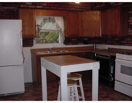 192 West Starz Road Cheswick, PA 15024 - Photo 2 of 7 Kitchen.
