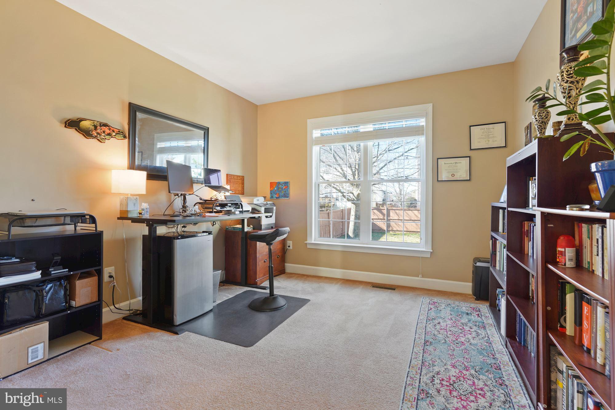 4016 Sapling Way Triangle, VA 22172 - Photo 17 of 43 main level office