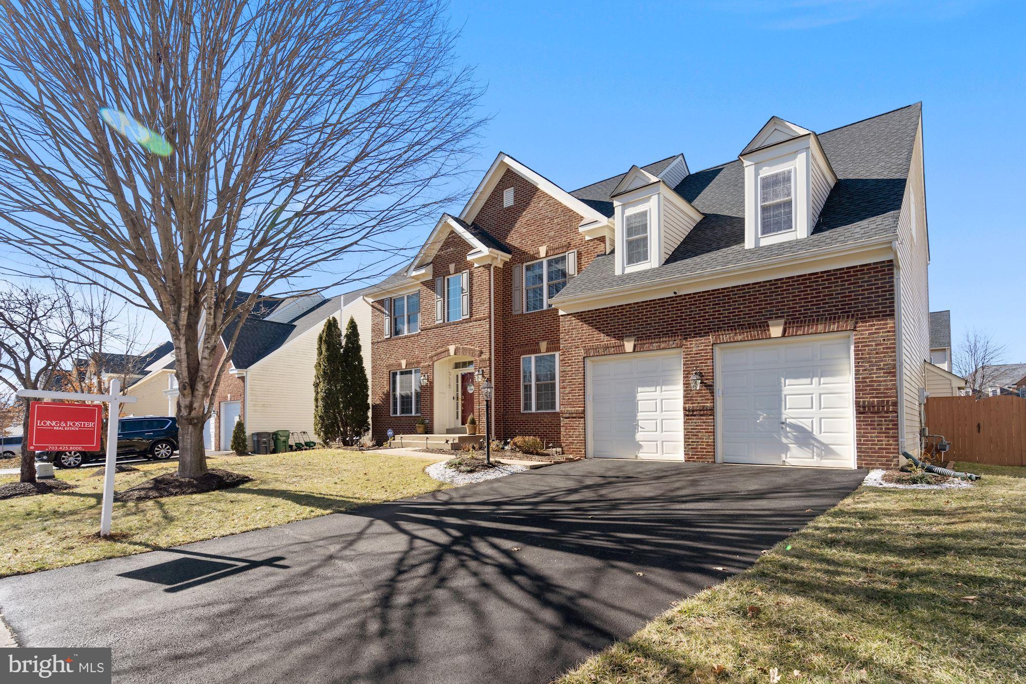 4016 Sapling Way Triangle, VA 22172 - Photo 2 of 43