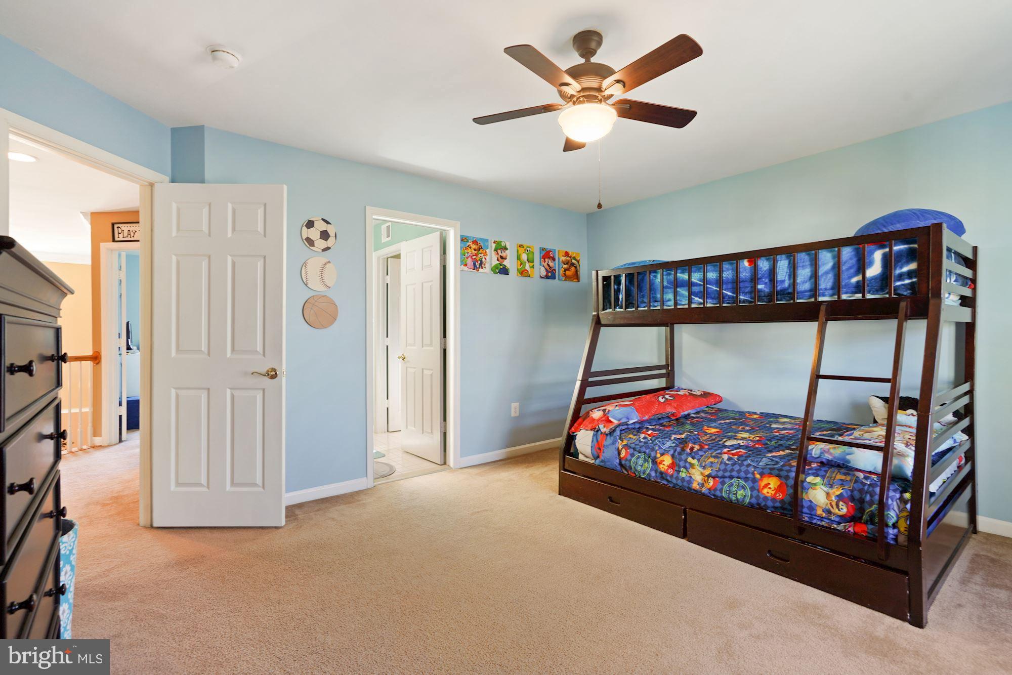 4016 Sapling Way Triangle, VA 22172 - Photo 25 of 43 bedroom