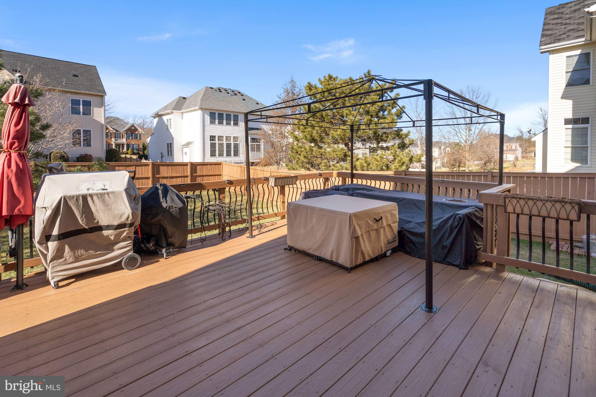 4016 Sapling Way Triangle, VA 22172 - Photo 33 of 43 large deck