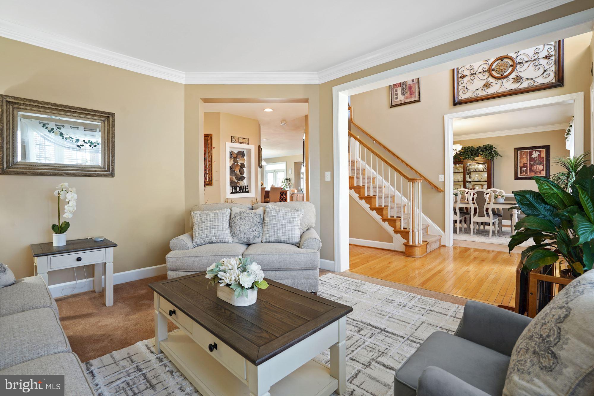 4016 Sapling Way Triangle, VA 22172 - Photo 5 of 43 living room