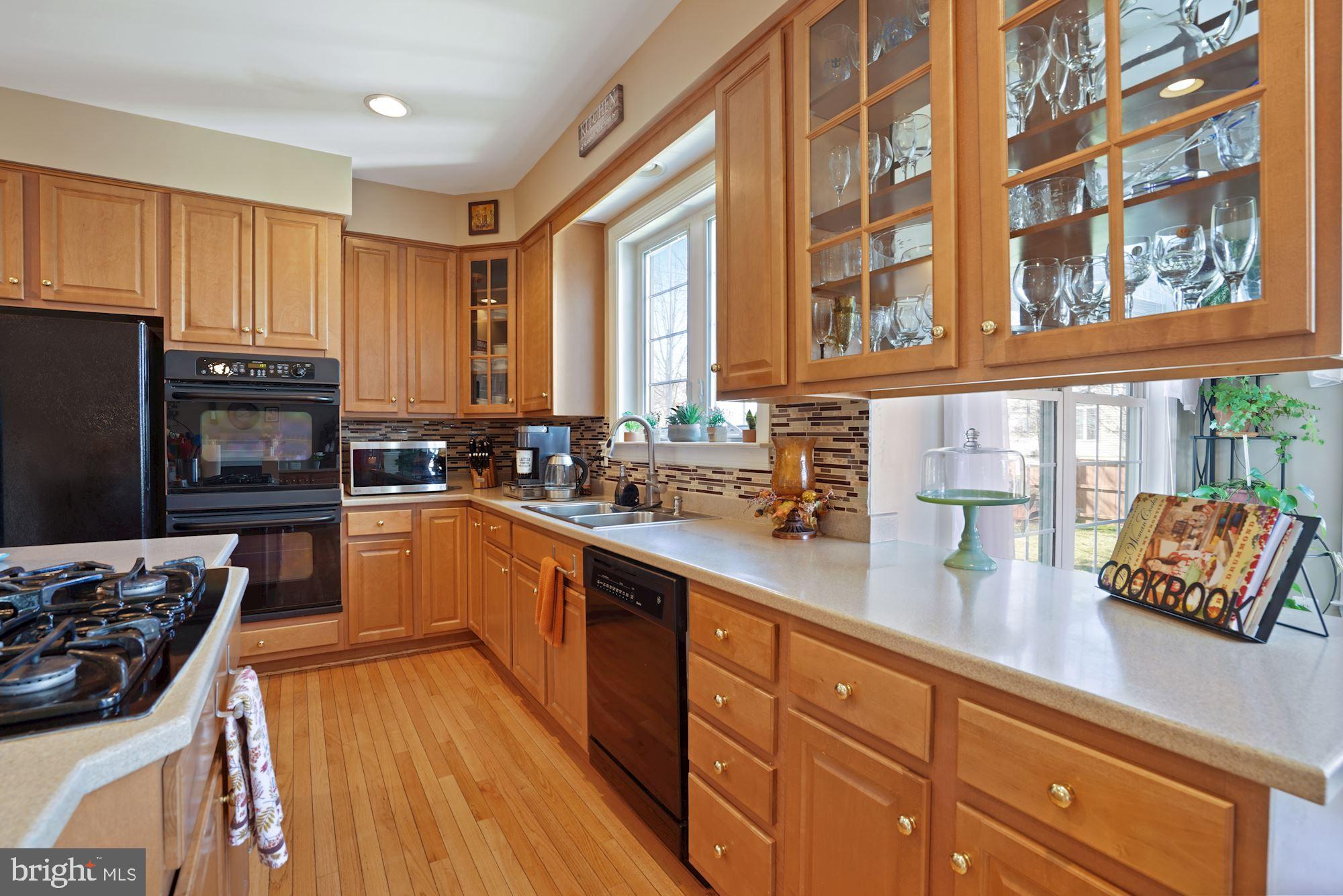 4016 Sapling Way Triangle, VA 22172 - Photo 8 of 43