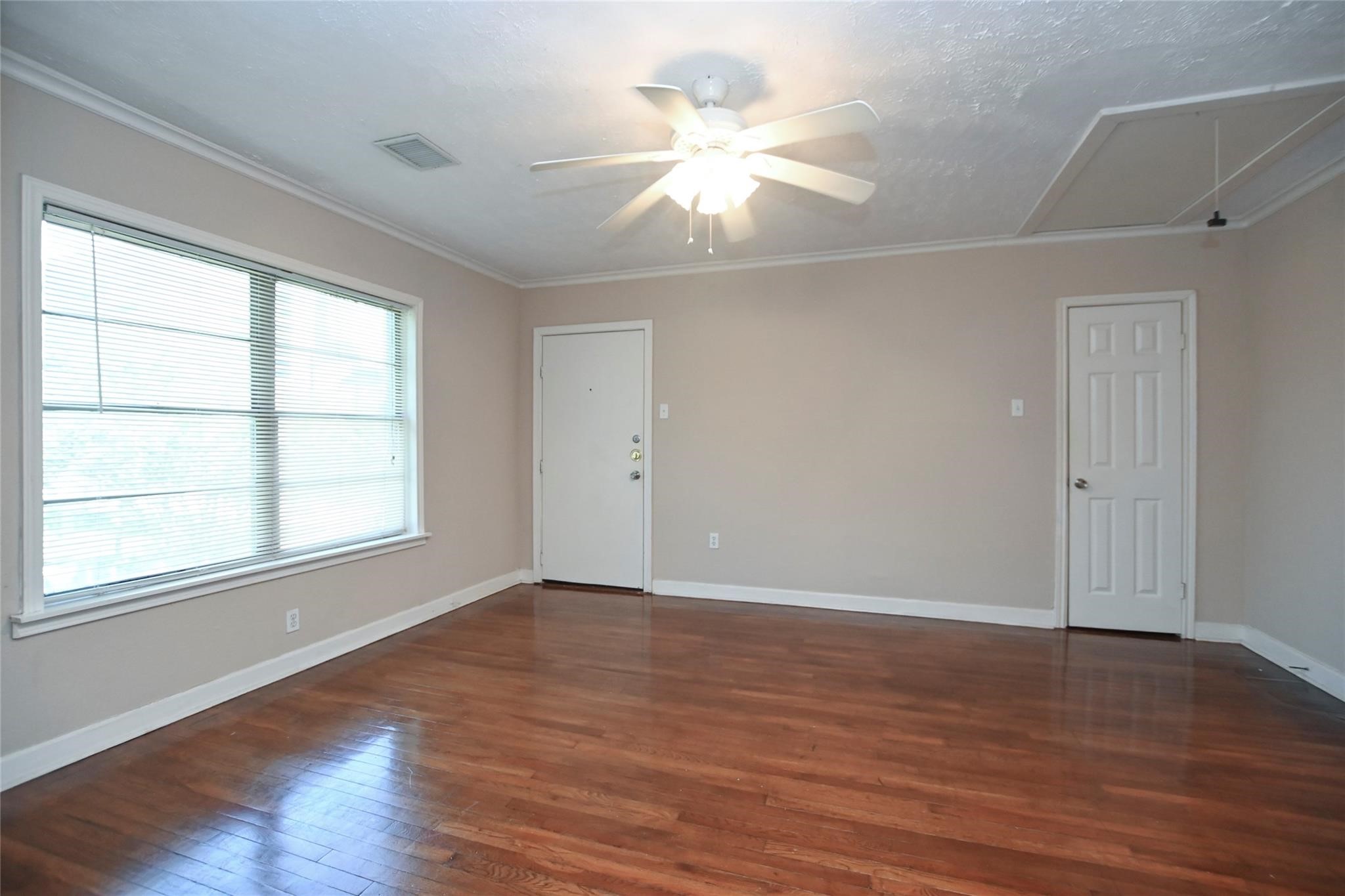 2003 McClendon Street, Unit 4 Houston, TX 77030 - Photo 11 of 19