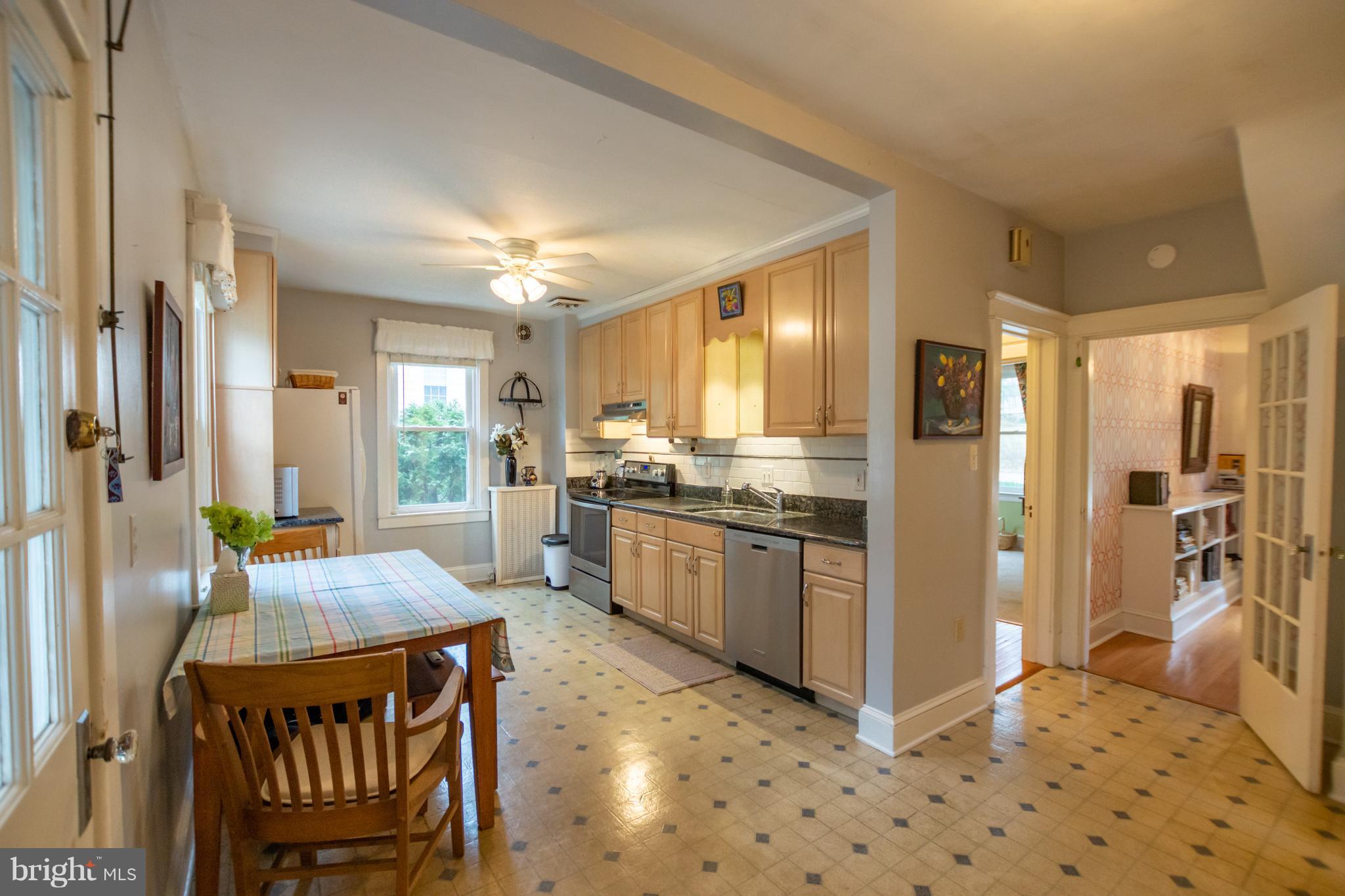 602 Charing Cross Road Baltimore, MD 21229 - Photo 8 of 33 Spacious kitchen opens to foyer & more.
