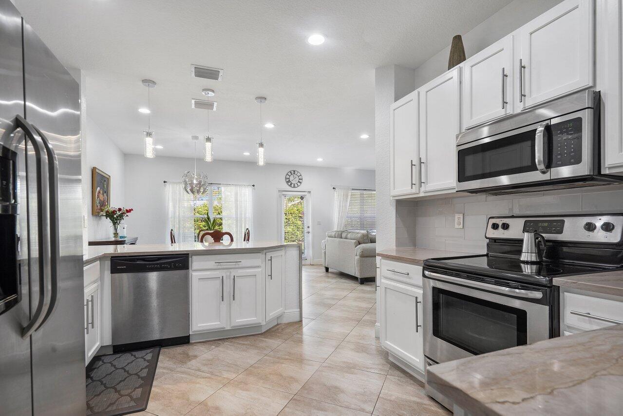 4405 Windmill Palm Way Greenacres, FL 33463 - Photo 5 of 22 013-4405WindmillPalmWay-Greenacres-FL-33